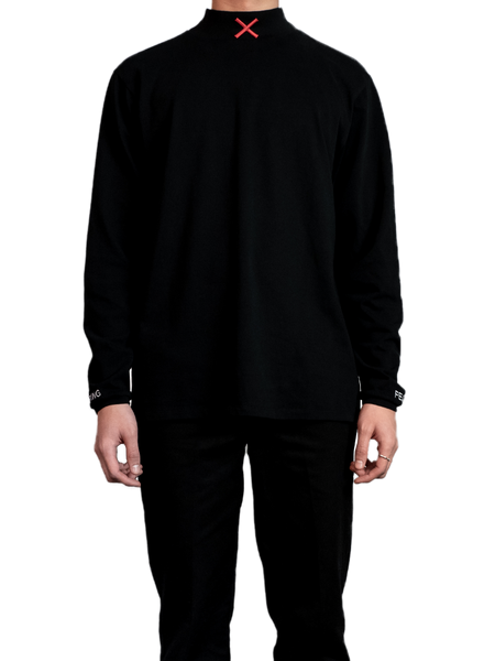 EMBROIDERED TURTLENECK